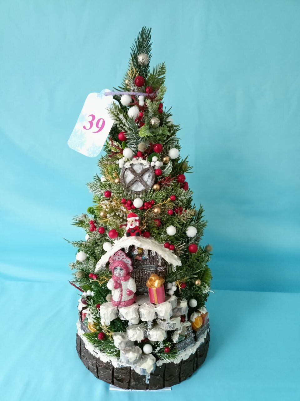 Предлагаем курянам выбрать самую креативную елку Предлагаем курянам выбрать самую креативную елку