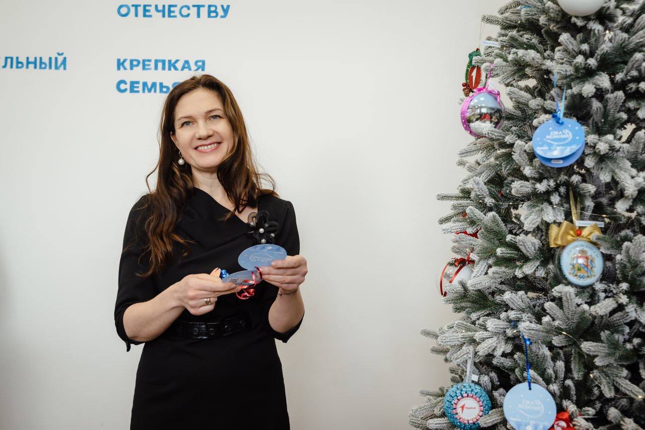 В Курской области единороссы дали старт акции «Елка желаний» В Курской области единороссы дали старт акции «Елка желаний»