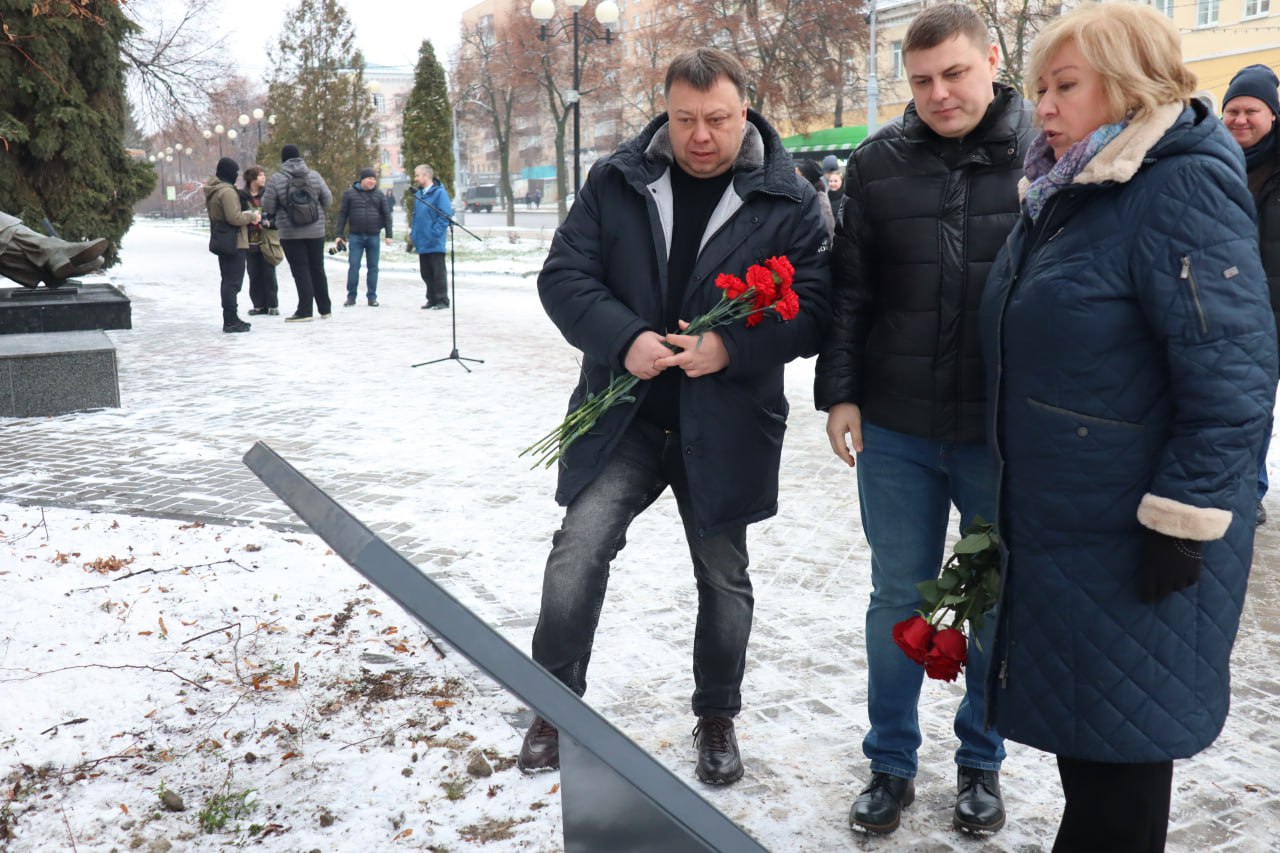 В Курске представили туристический маршрут к 110-летию Георгия Свиридова В Курске представили туристический маршрут к 110-летию Георгия Свиридова