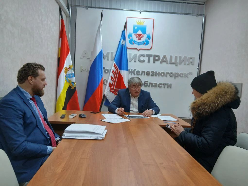 Александр Михайлов: В рамках еженедельного приема граждан встретился с инициативной группой нашего города по вопросам зарыбления городского водохранилища и контроля за браконьерским выловом рыбы Александр Михайлов: В рамках еженедельного приема граждан встретился с инициативной группой нашего города по вопросам зарыбления городского водохранилища и контроля за браконьерским выловом рыбы