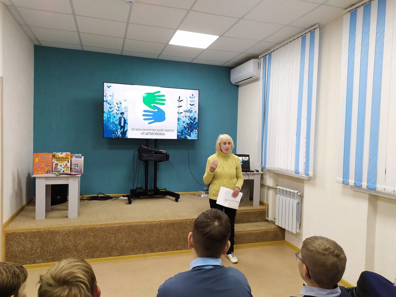 В библиотеках Курска проходят познавательные мероприятия с участием поискового отряда «ЛизаАлерт» В библиотеках Курска проходят познавательные мероприятия с участием поискового отряда «ЛизаАлерт»