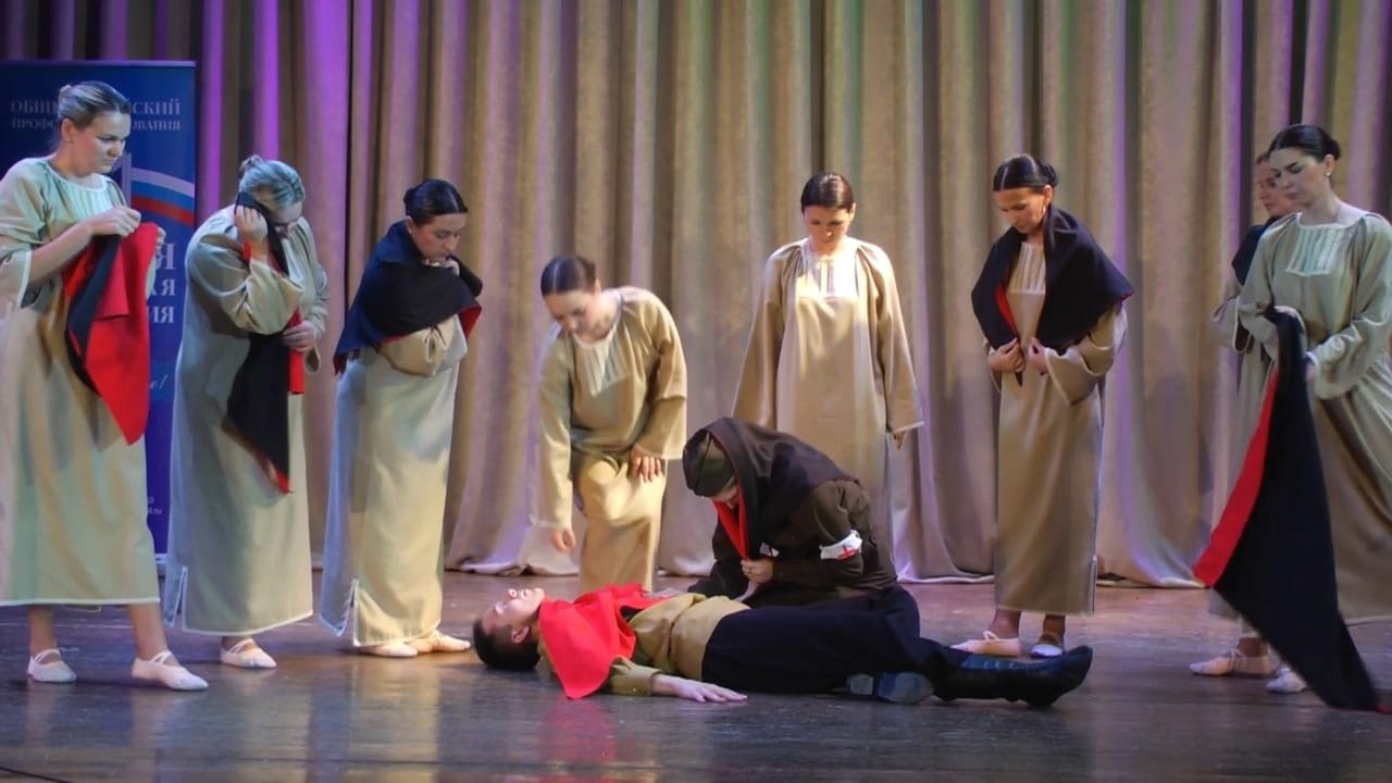 Виктор Кожухов: 16 декабря в городе Курске состоялся заключительный Гала-концерт финалистов областного Смотра художественной самодеятельности работников образования Виктор Кожухов: 16 декабря в городе Курске состоялся заключительный Гала-концерт финалистов областного Смотра художественной самодеятельности работников образования