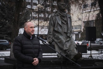 16 �������, � ����� 110-����� �� ��� �������� �������� ����������� � ������ �������, � ������������� � ������ ��������� ������� ����������� ��������� ��������� �����