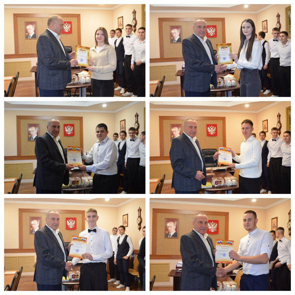 Михаил Игнатов: Сегодня я встретился с победителями Спартакиады школьных спортивных клубов — мужской и женской волейбольными командами, а также их тренерами Михаил Игнатов: Сегодня я встретился с победителями Спартакиады школьных спортивных клубов — мужской и женской волейбольными командами, а также их тренерами