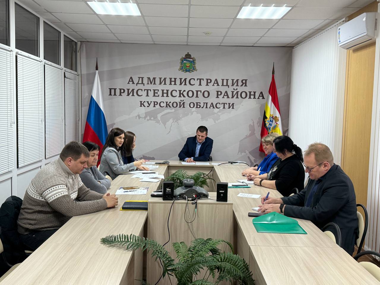 Виктор Петров: Сегодня в администрации Пристенского района состоялись заседания комиссий, на которых были обсуждены актуальные вопросы, касающиеся антинаркотической деятельности и организации оздоровления детей