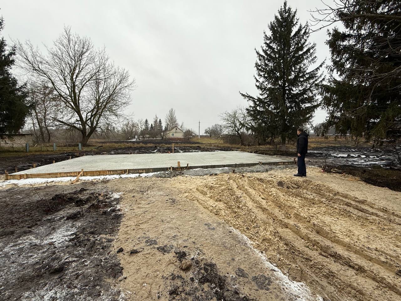 Виктор Петров: На сегодняшний день в Пристенском районе возведено девять фельдшерско-акушерских пунктов и отделение врача общей практики в поселке Кировский Виктор Петров: На сегодняшний день в Пристенском районе возведено девять фельдшерско-акушерских пунктов и отделение врача общей практики в поселке Кировский