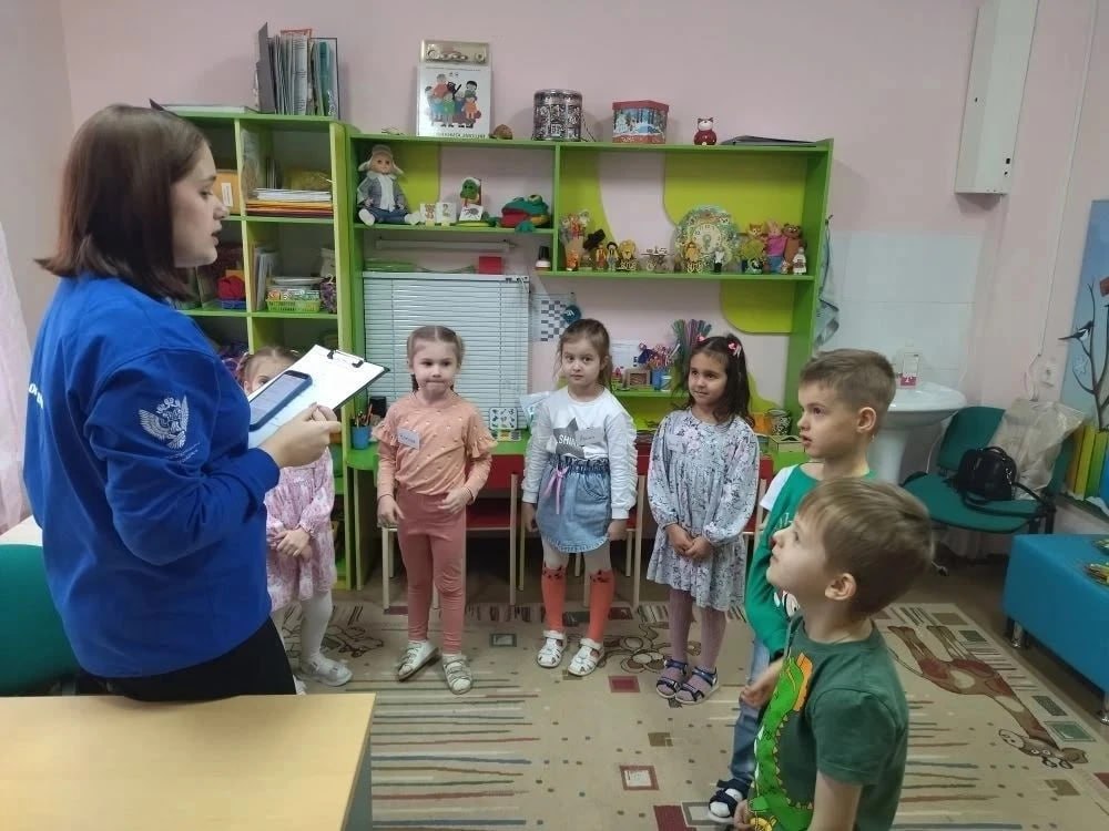 В детском саду № 87 прошла торжественная церемония посвящения детей в движение «Орлята-дошколята» В детском саду № 87 прошла торжественная церемония посвящения детей в движение «Орлята-дошколята»