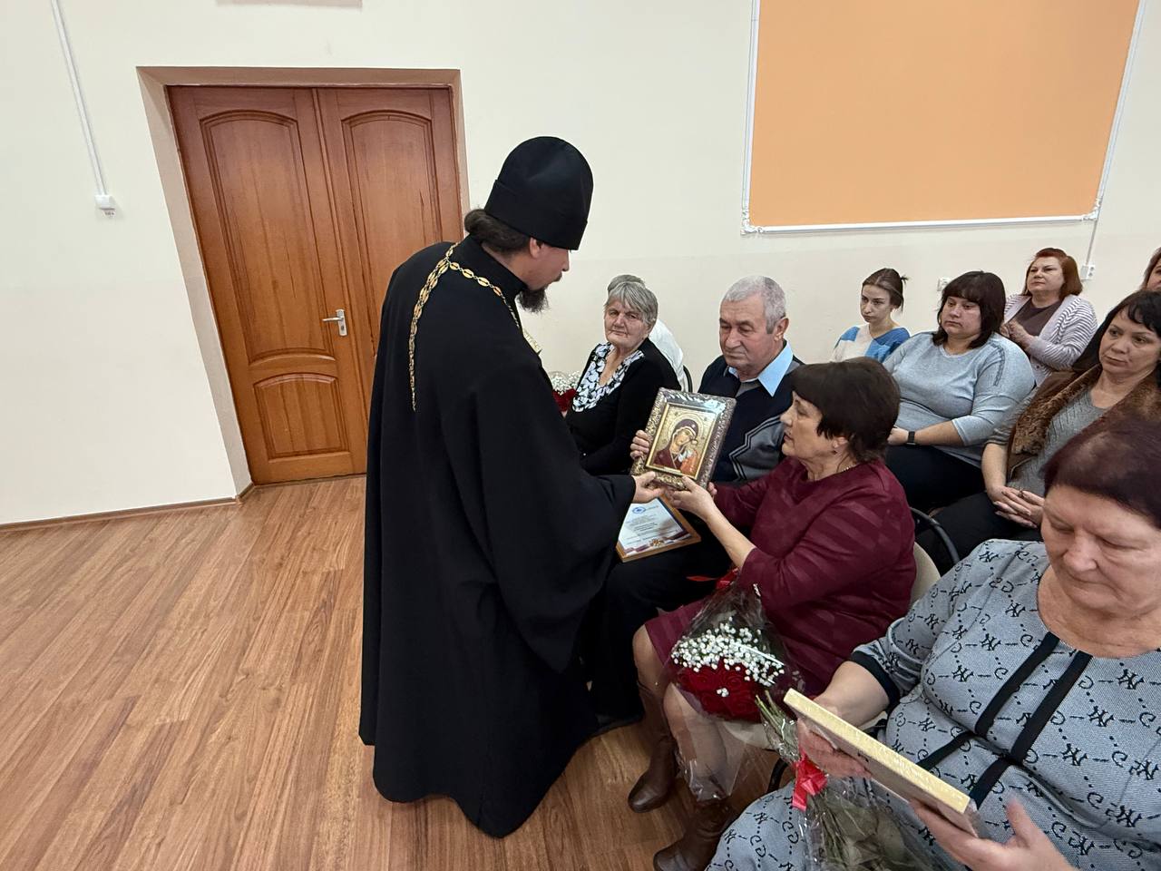 Виктор Петров: 18 декабря ежегодно органы ЗАГС отмечают свой профессиональный праздник Виктор Петров: 18 декабря ежегодно органы ЗАГС отмечают свой профессиональный праздник