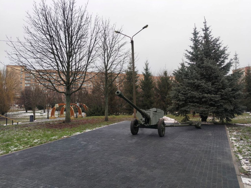 «Пушка» вернулась в сквер Воинской славы! «Пушка» вернулась в сквер Воинской славы!