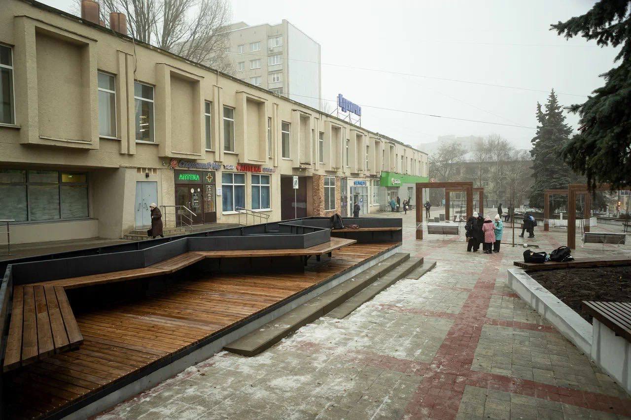 Вот так выглядит территория возле ТЦ «Куряночка»