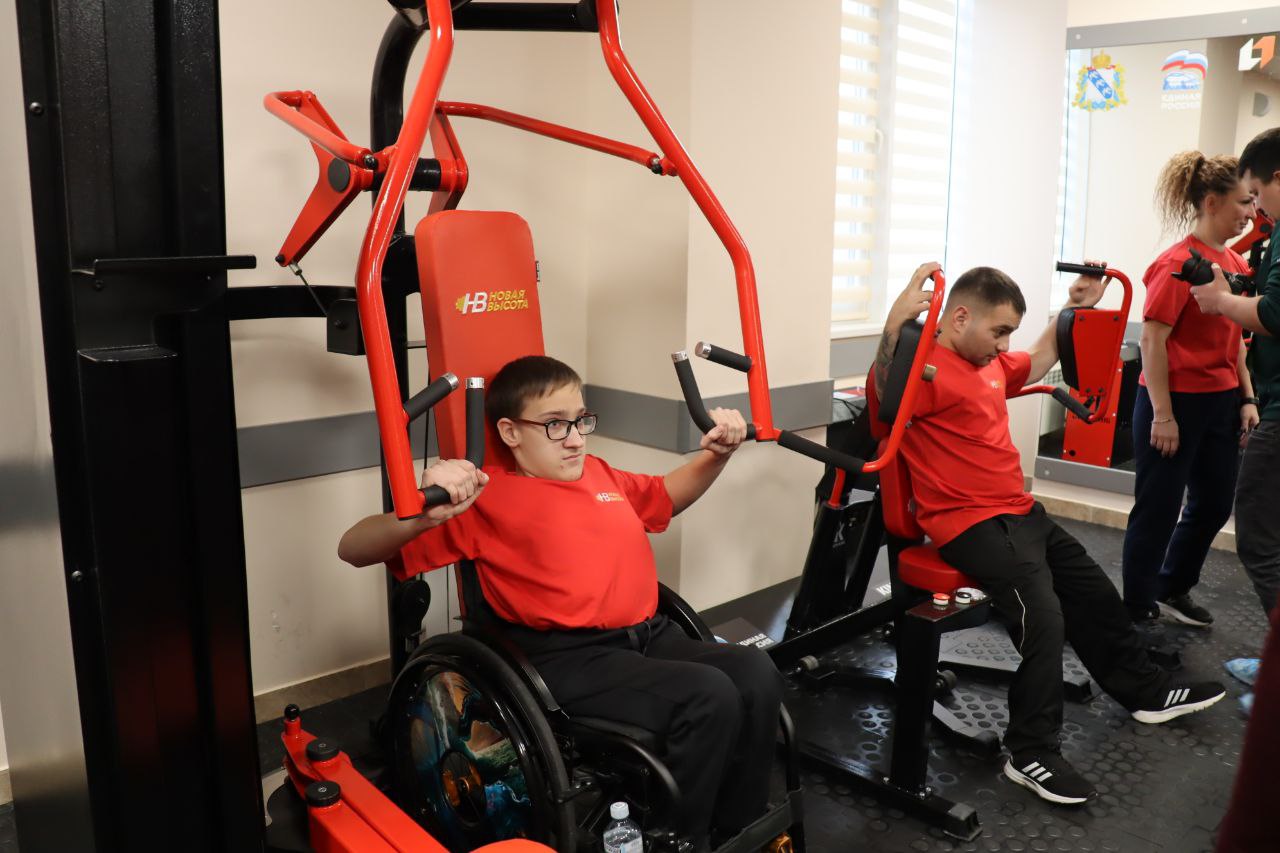 Екатерина Харченко: Добиваться спортивных результатов и просто жить полной жизнью! В Курске благодаря Всероссийскому проекту Единой России заработал спортивный зал «Новая высота» Екатерина Харченко: Добиваться спортивных результатов и просто жить полной жизнью! В Курске благодаря Всероссийскому проекту Единой России заработал спортивный зал «Новая высота»