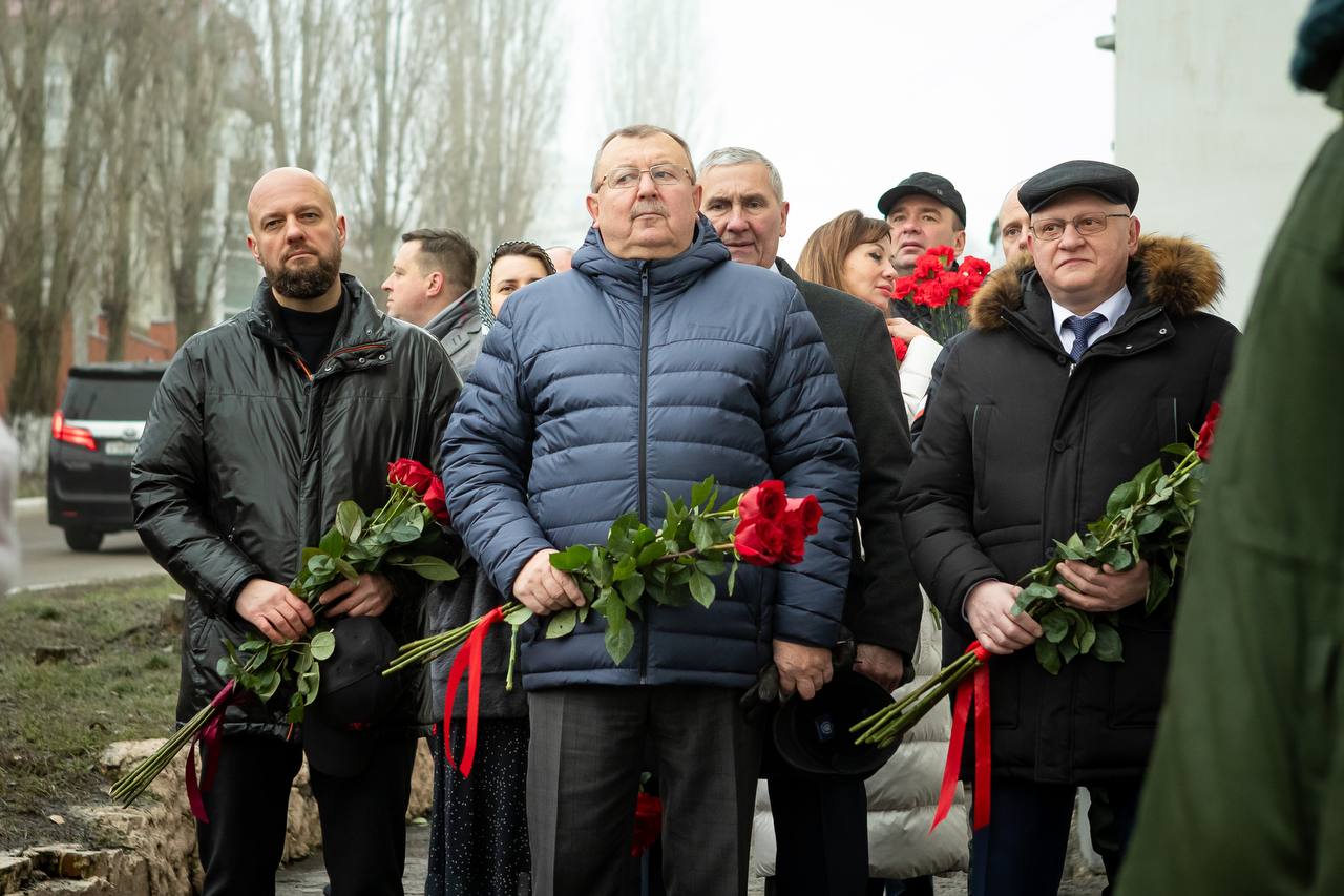 Евгений Маслов: Сегодня свой профессиональный праздник отмечают сотрудники Федеральной службы безопасности Евгений Маслов: Сегодня свой профессиональный праздник отмечают сотрудники Федеральной службы безопасности