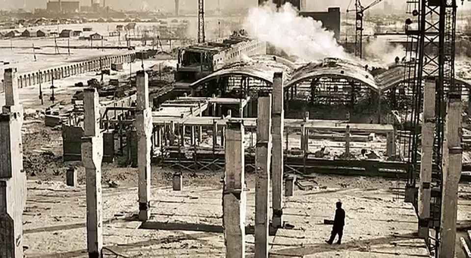 Знаете ли вы, что название нити «Лавсан» – это аббревиатура ? Расшифровывается – лаборатория высокомолекулярных соединений академии наук