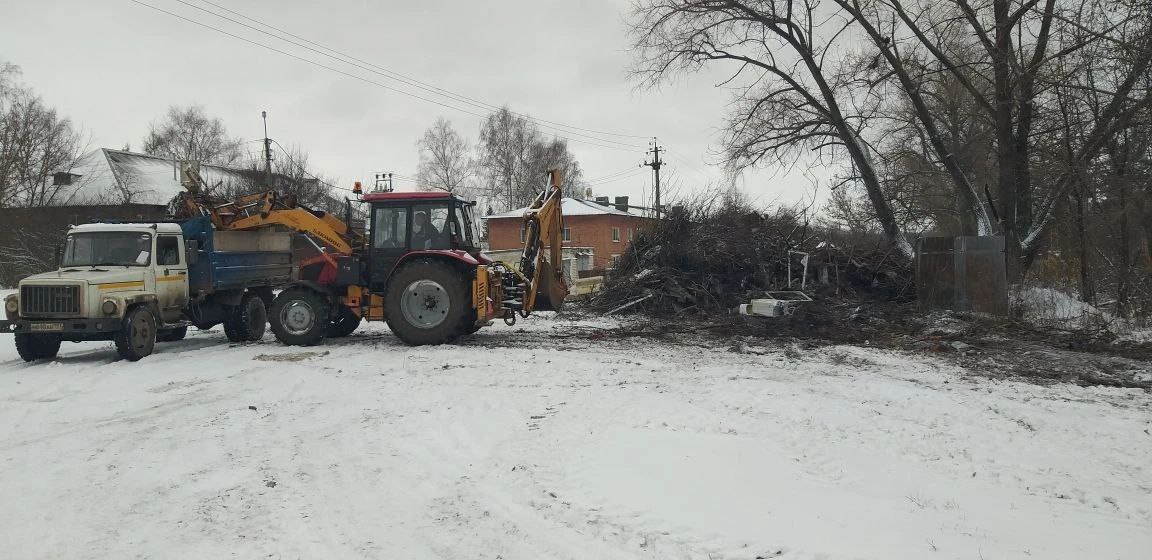 Алексей Клемешов: Сегодня был организован вывоз стихийных свалок, образовавшихся вблизи контейнерных площадок Алексей Клемешов: Сегодня был организован вывоз стихийных свалок, образовавшихся вблизи контейнерных площадок