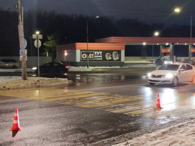 27.12.2025 �. �������� � 15:55 �������� 1980 �.�., �������� ����������� ���� �������, �������� �� ��. ����������������� �. ������, �� ������� ��. ������������� � ������� ��. �����������, � ������ �. 6 �������� ����� ��...