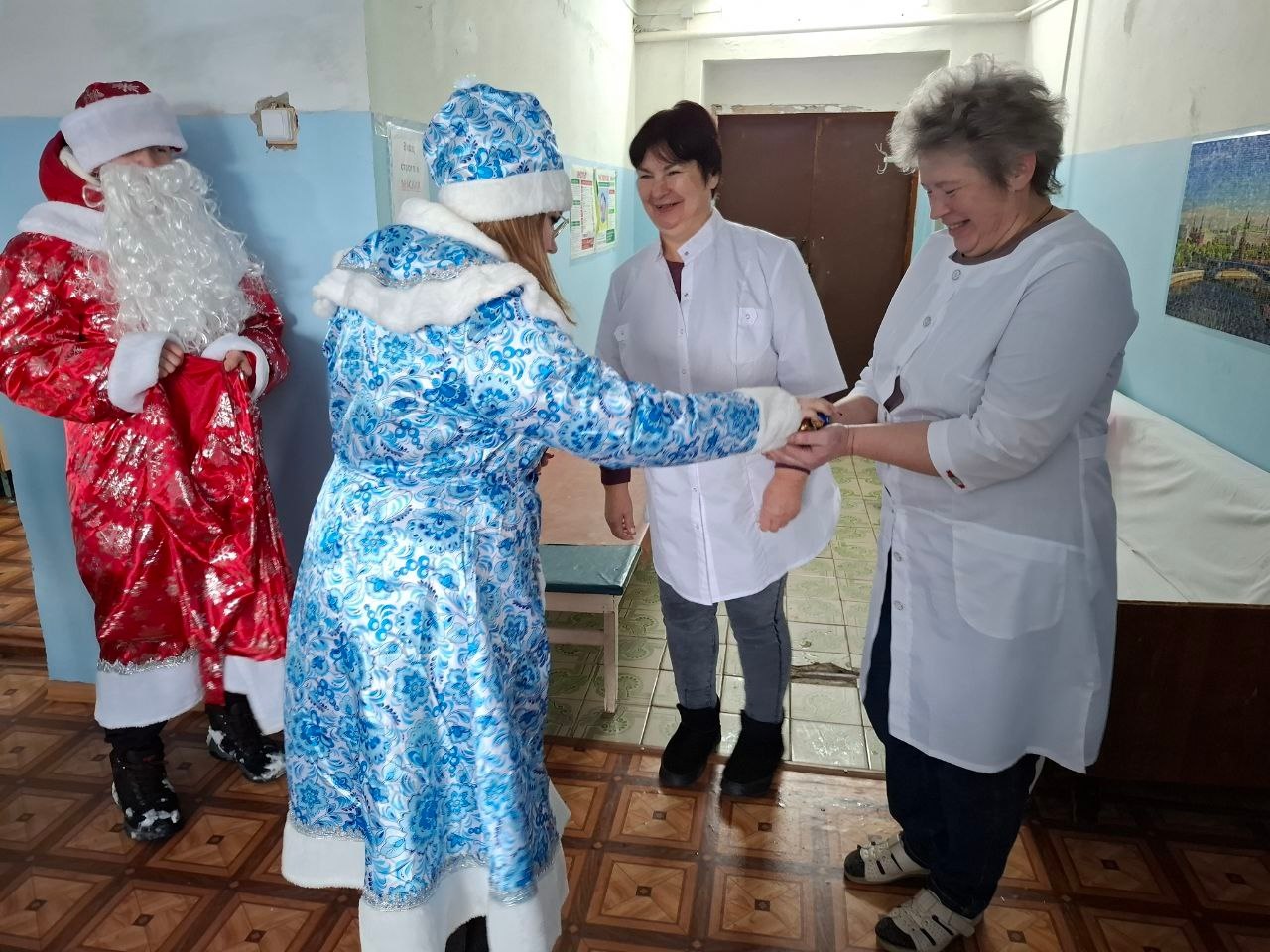 Всероссийская акция «Российский детский Дед Мороз» продолжает своё путешествие по стране Всероссийская акция «Российский детский Дед Мороз» продолжает своё путешествие по стране