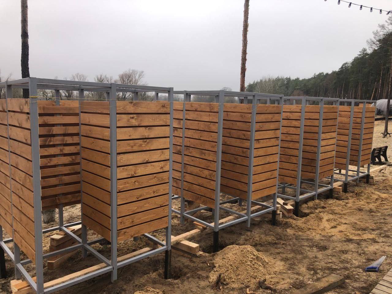 Работы по благоустройству пляжной зоны «Суворовский» в урочище Солянка завершены Работы по благоустройству пляжной зоны «Суворовский» в урочище Солянка завершены