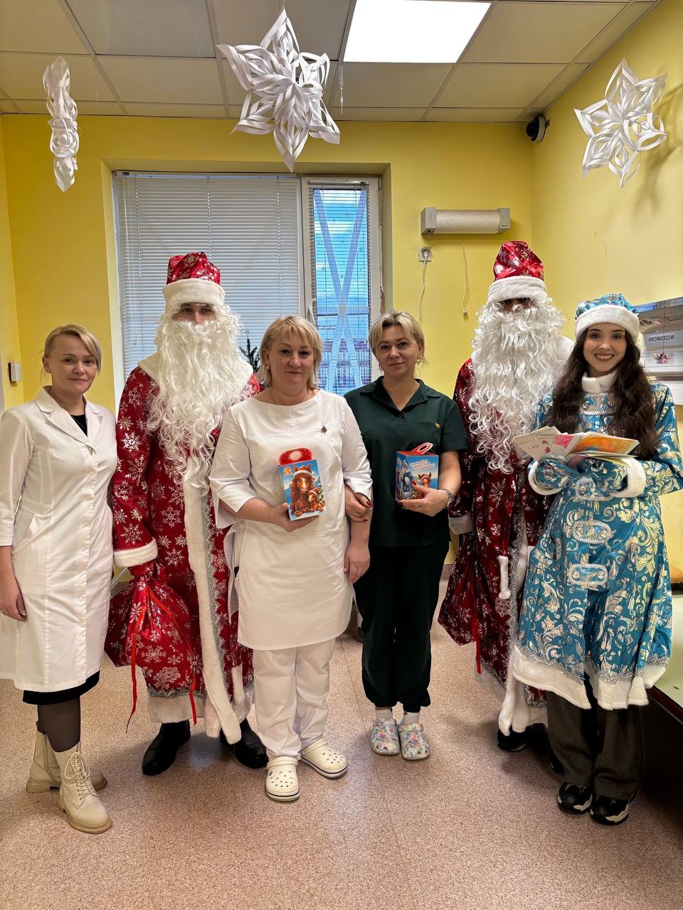 Волонтёры-медики КГМУ подарили праздник в рамках федеральной акции «Вам, родные!» Волонтёры-медики КГМУ подарили праздник в рамках федеральной акции «Вам, родные!»