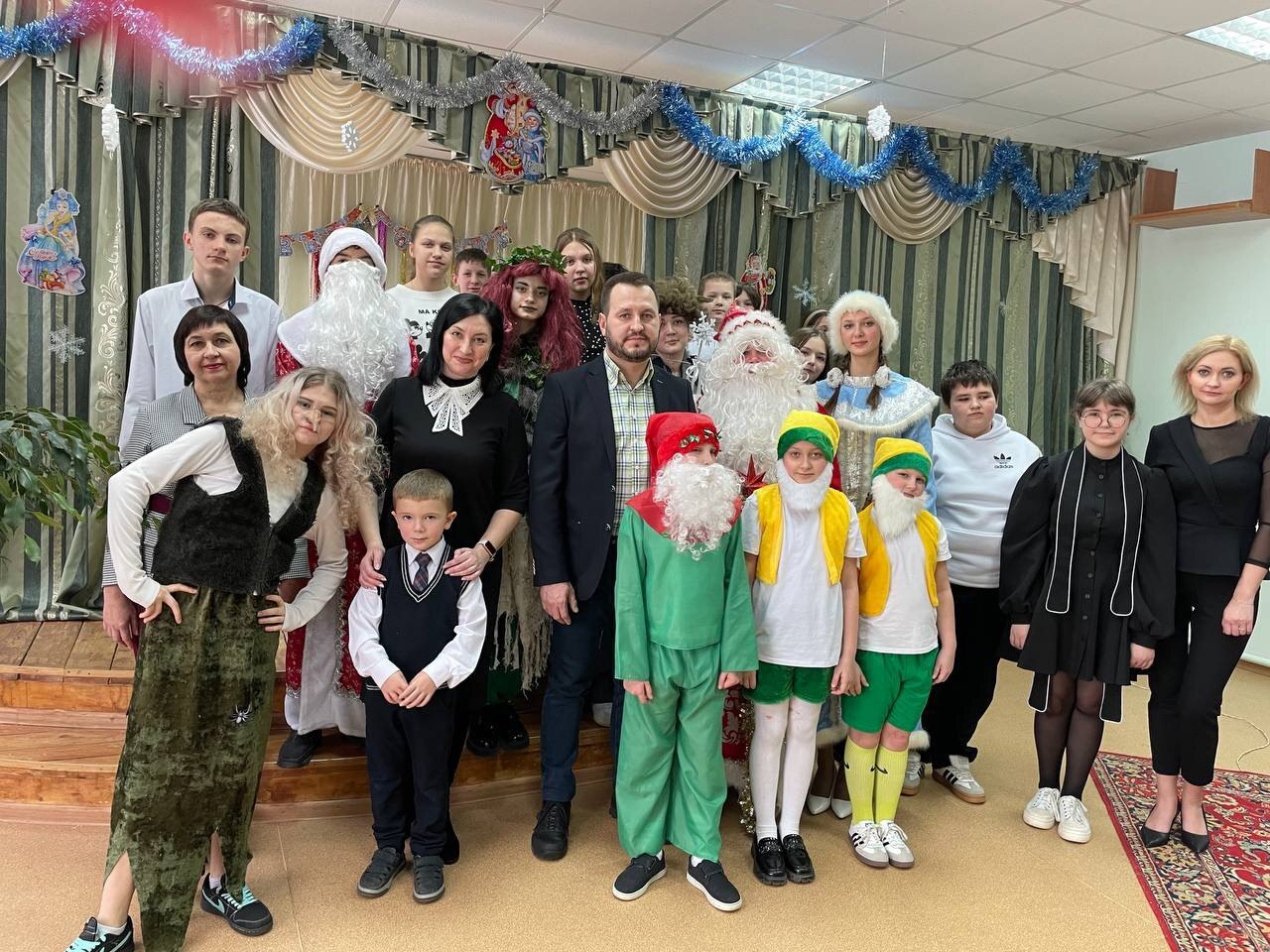 Время сказок и чудес. Без сомнения, Новый год для многих - самый любимый праздник Время сказок и чудес. Без сомнения, Новый год для многих - самый любимый праздник