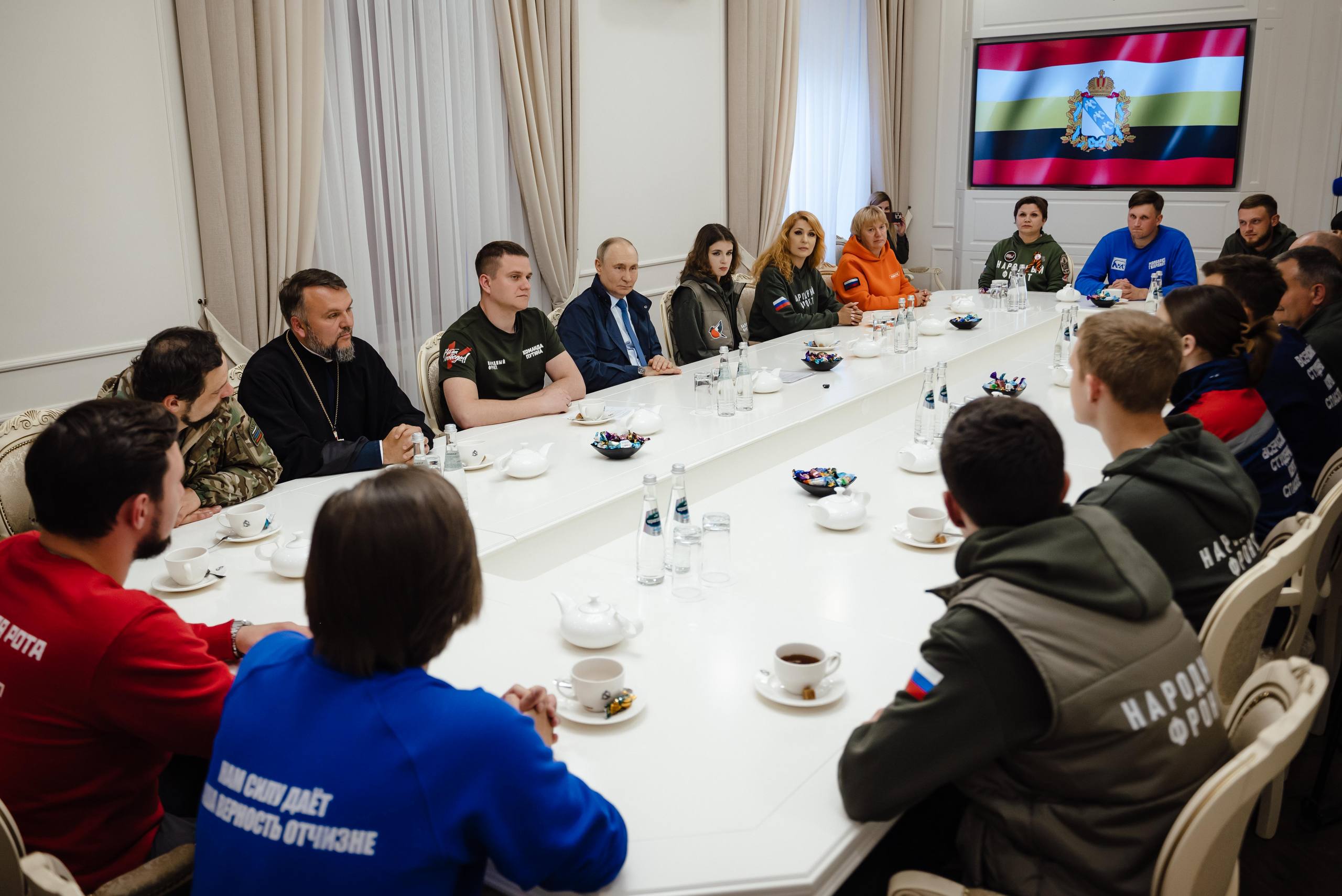 Александр Хинштейн: 2025 год был насыщен на события и в то же время — очень непростым Александр Хинштейн: 2025 год был насыщен на события и в то же время — очень непростым