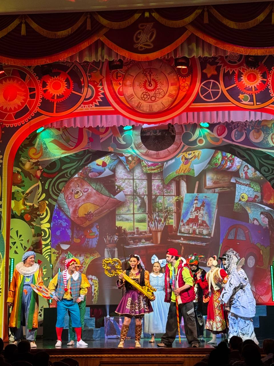 Екатерина Харченко: Сегодня с дочкой и мамой очутились в самой настоящей сказке! Екатерина Харченко: Сегодня с дочкой и мамой очутились в самой настоящей сказке!