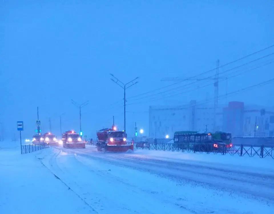 Евгений Маслов призвал курян быть внимательнее на дорогах