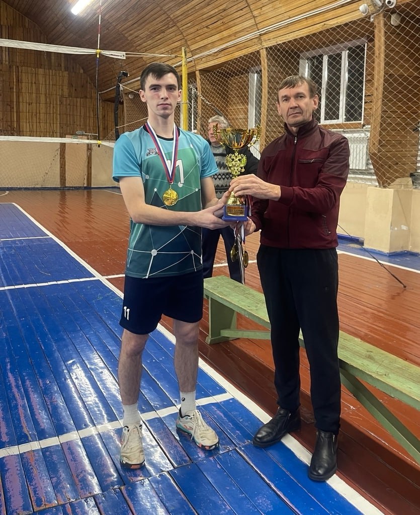 В воскресенье завершился турнир по волейболу на кубок Администрации Черемисиновского района В воскресенье завершился турнир по волейболу на кубок Администрации Черемисиновского района