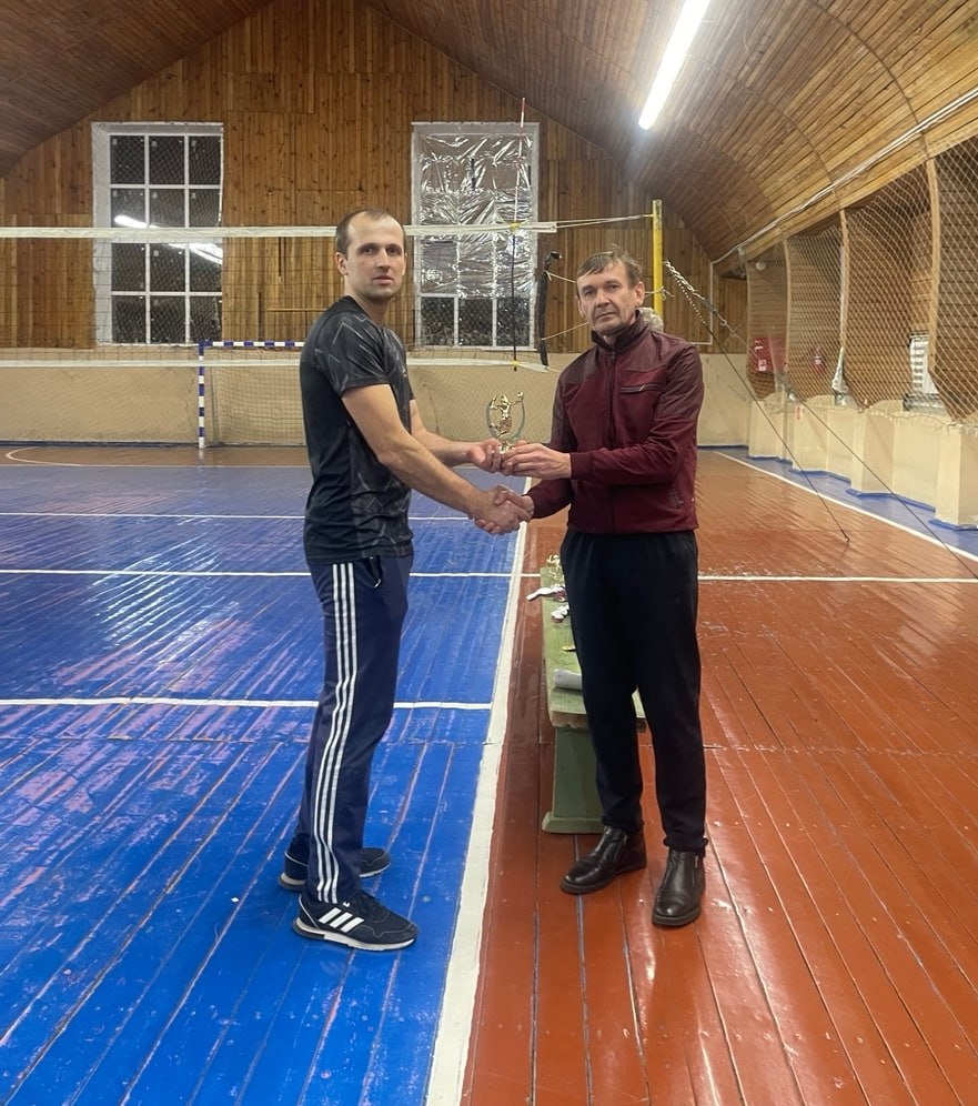 В воскресенье завершился турнир по волейболу на кубок Администрации Черемисиновского района В воскресенье завершился турнир по волейболу на кубок Администрации Черемисиновского района