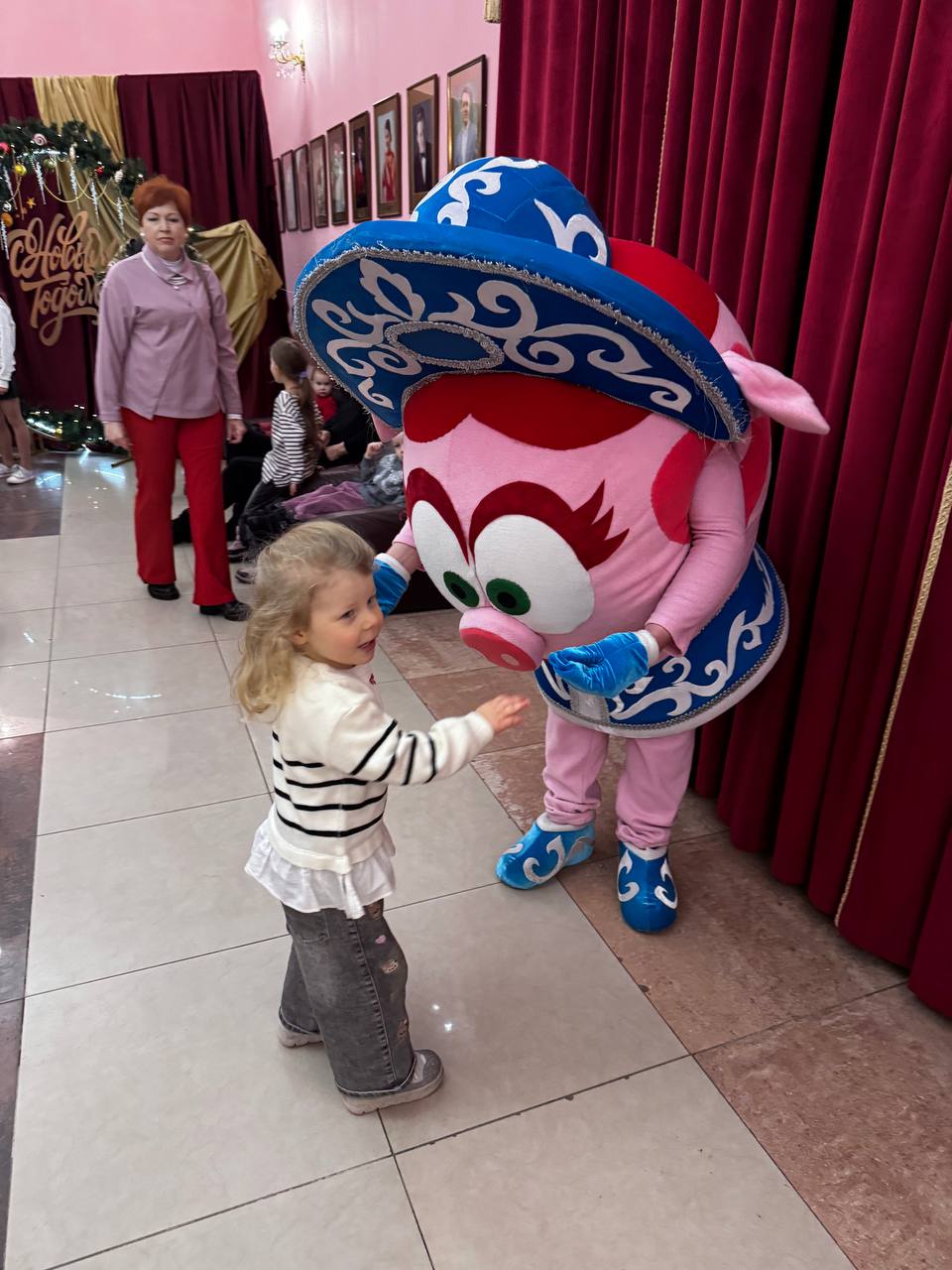 Екатерина Харченко: Сегодня с дочкой и мамой очутились в самой настоящей сказке! Екатерина Харченко: Сегодня с дочкой и мамой очутились в самой настоящей сказке!