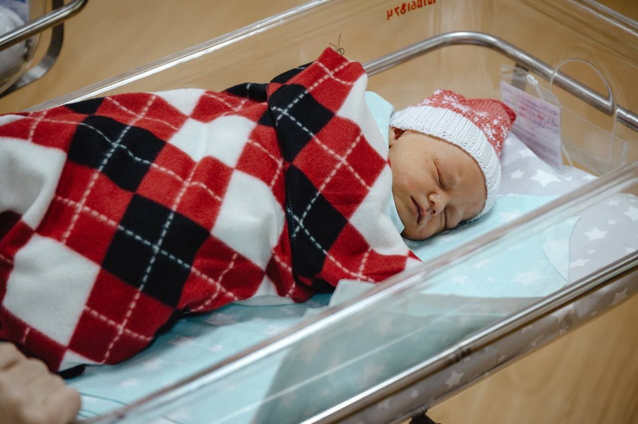 В Курской области в 2025 году появились на свет более 6,5 тысячи детей