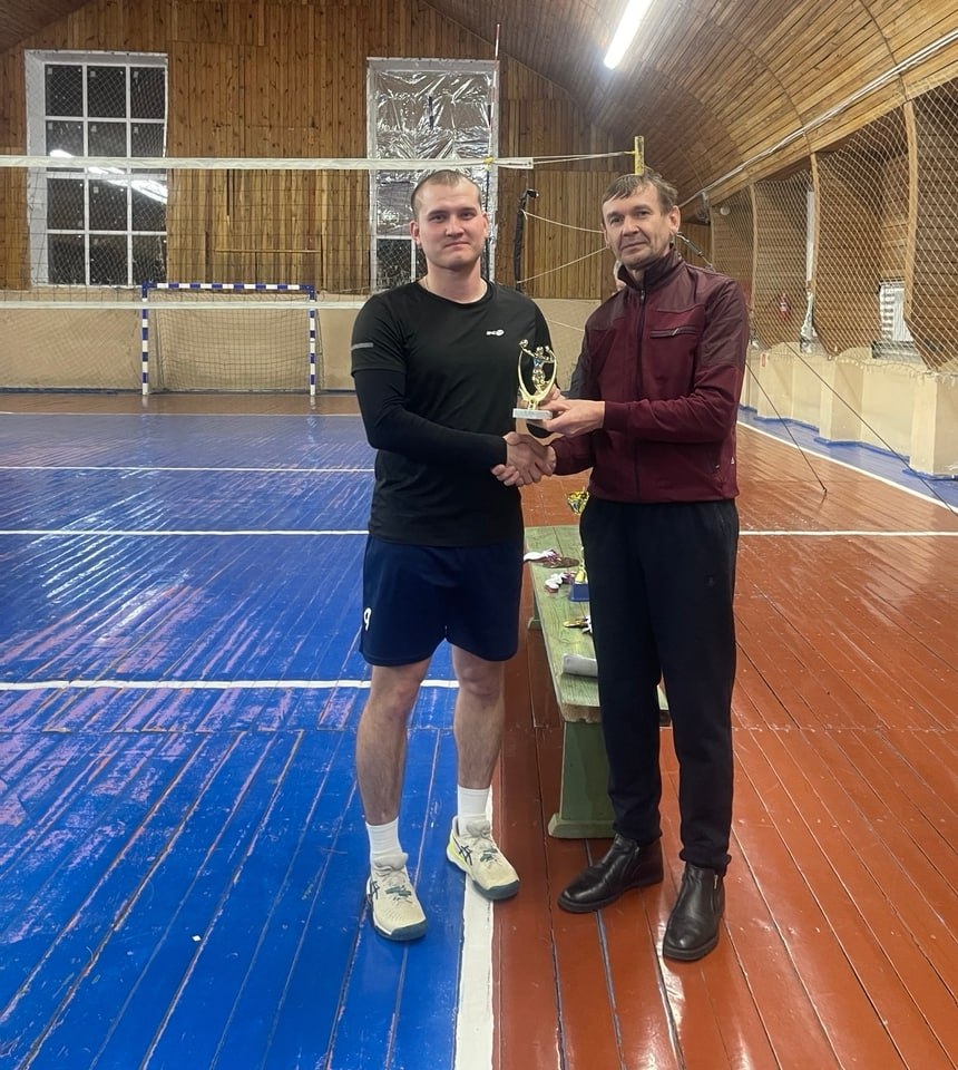 В воскресенье завершился турнир по волейболу на кубок Администрации Черемисиновского района В воскресенье завершился турнир по волейболу на кубок Администрации Черемисиновского района