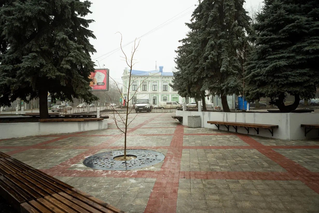 В прошлом году завершено благоустройство территории возле ТЦ «Куряночка» В прошлом году завершено благоустройство территории возле ТЦ «Куряночка»