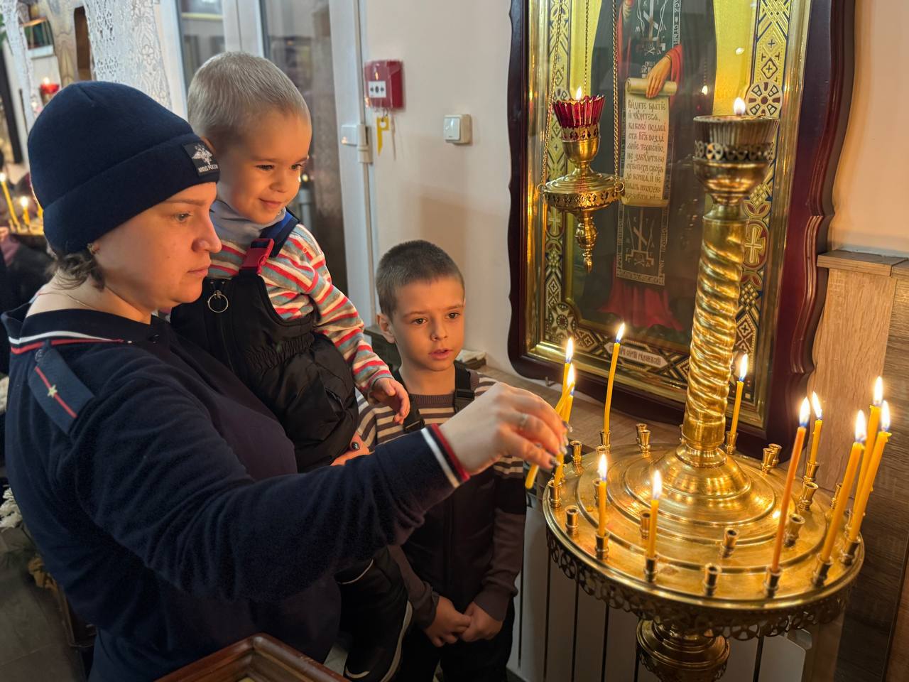 Железногорские полицейские встретили Рождество в храме Железногорские полицейские встретили Рождество в храме