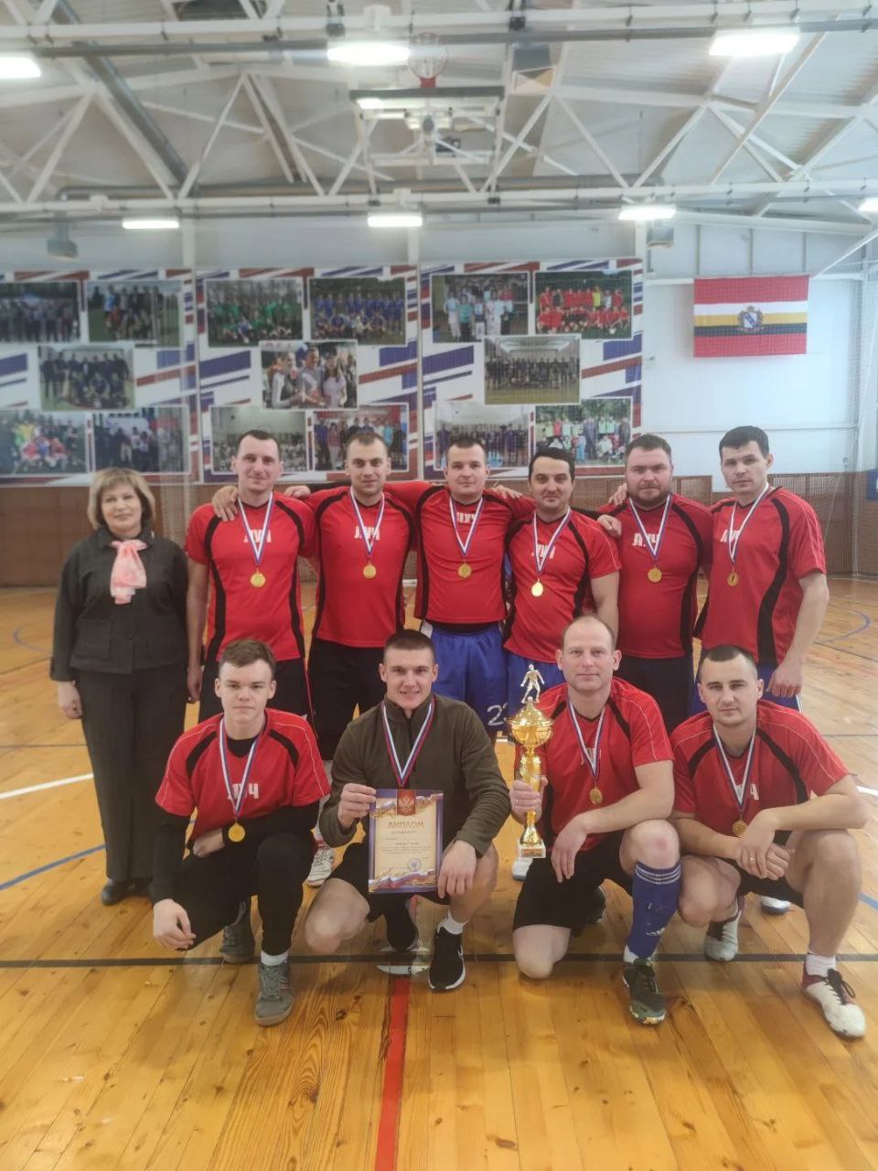 Геннадий Енютин: 6 января на базе МКУ "ФОК "Луч" им. Героя Советского Союза Кретова А.Ф." прошел Кубок Солнцевского района по мини-футболу 2026 г. Побороться за награды заявились 5 команд: "Динамо"...