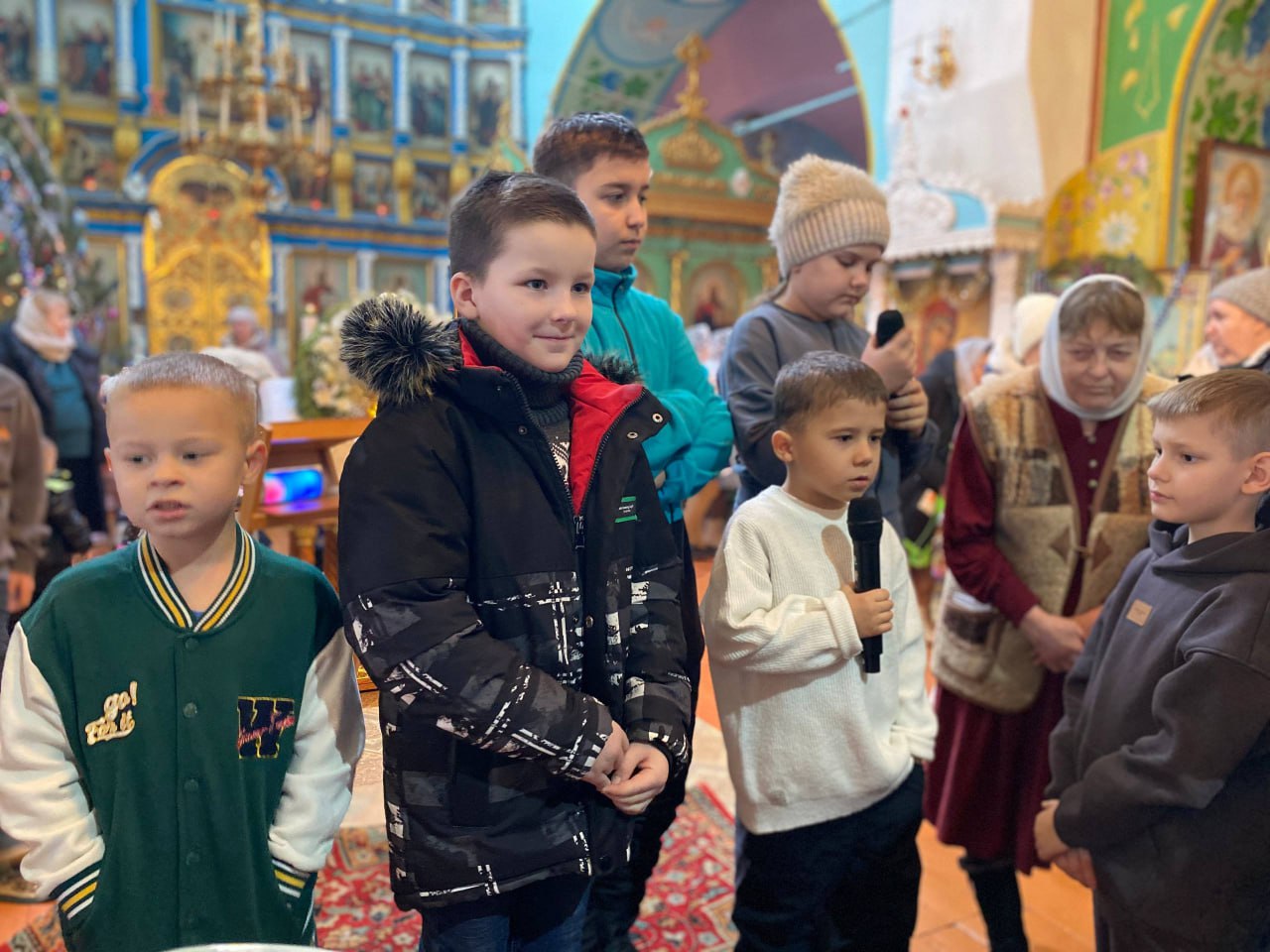 Нина Голубева: Сегодня в храме Успения Пресвятой Богородицы, п. Касторное по сложившейся доброй традиции состоялась Рождественская елка Нина Голубева: Сегодня в храме Успения Пресвятой Богородицы, п. Касторное по сложившейся доброй традиции состоялась Рождественская елка