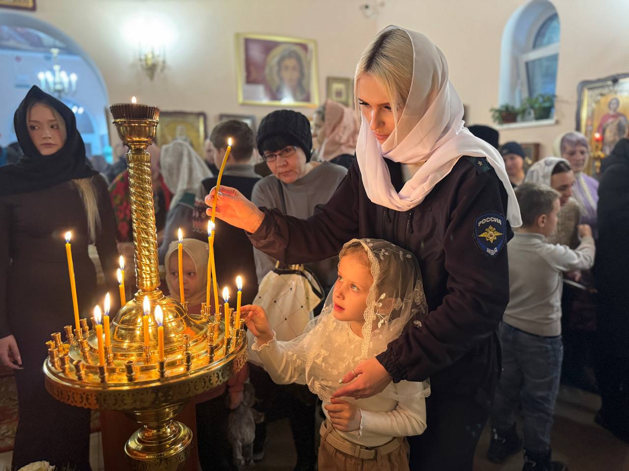 Железногорские полицейские встретили Рождество в храме Железногорские полицейские встретили Рождество в храме