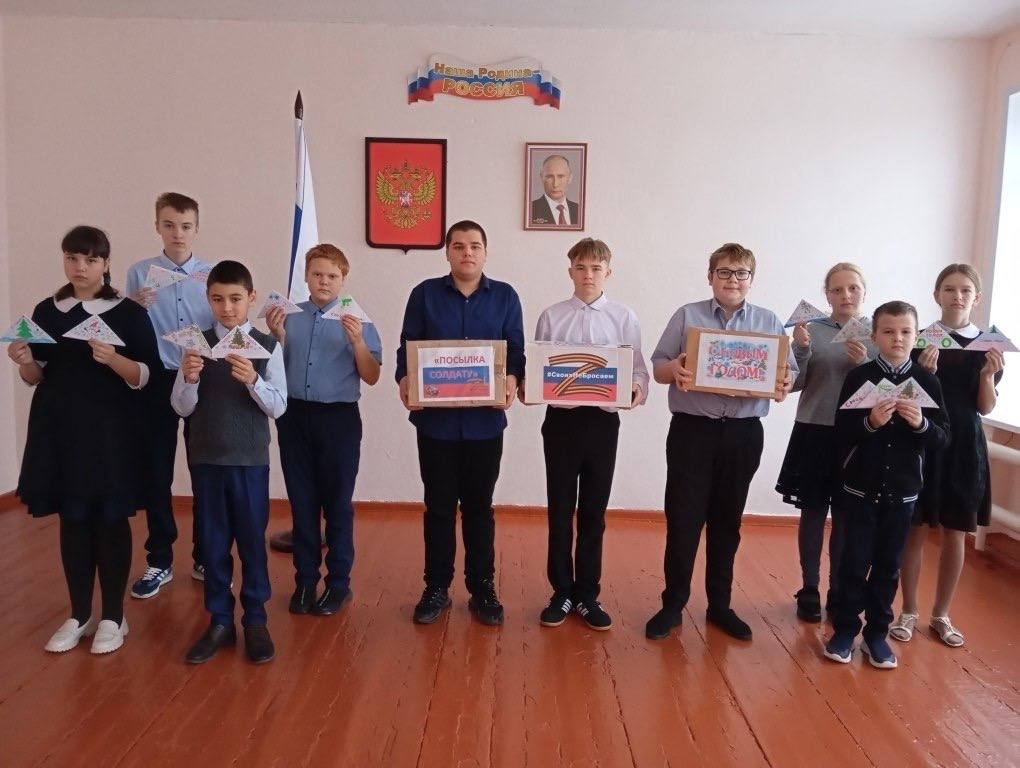 Тепло для героя: единороссы передали бойцам РФ домашнюю выпечку и теплые вещи Тепло для героя: единороссы передали бойцам РФ домашнюю выпечку и теплые вещи