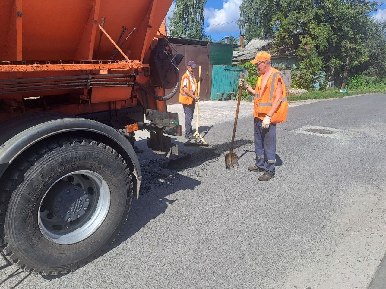 На ямочный ремонт в Курске в 2025 году направлено порядка 46,2 млн рублей На ямочный ремонт в Курске в 2025 году направлено порядка 46,2 млн рублей