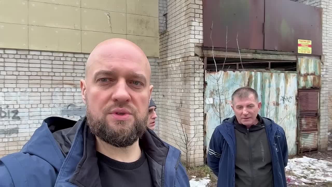 Сегодня глава Курска Евгений Маслов разбирается с бездействием управляющей компании в доме №73 по улице Союзная