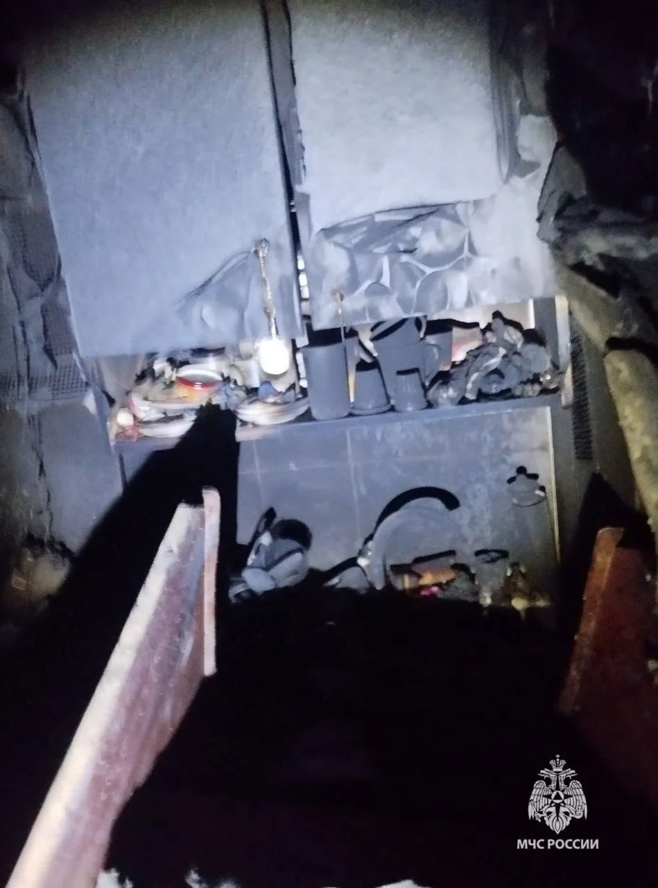В Железногорске из-за свечи произошел пожар в квартире многоэтажки В Железногорске из-за свечи произошел пожар в квартире многоэтажки