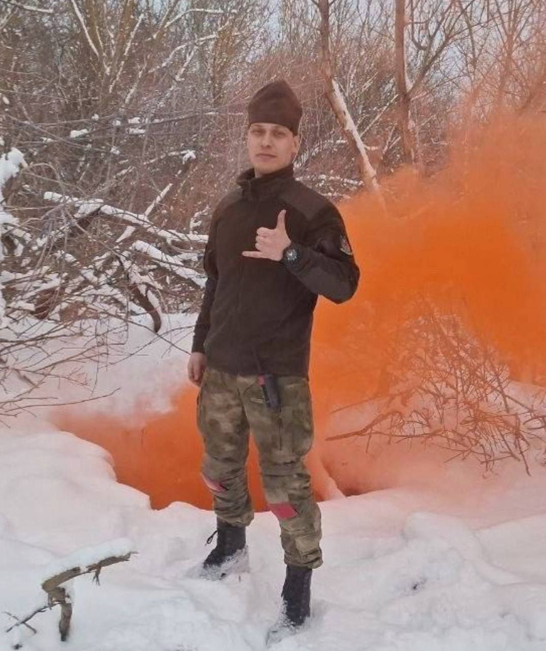 Павел Золотарев: Дорогие друзья!. Хочу поделиться с вами удивительной историей о безграничной любви к своей Родине, об уважении к памяти наших предков, защищавших нашу страну в далёких сороковых Павел Золотарев: Дорогие друзья!. Хочу поделиться с вами удивительной историей о безграничной любви к своей Родине, об уважении к памяти наших предков, защищавших нашу страну в далёких сороковых