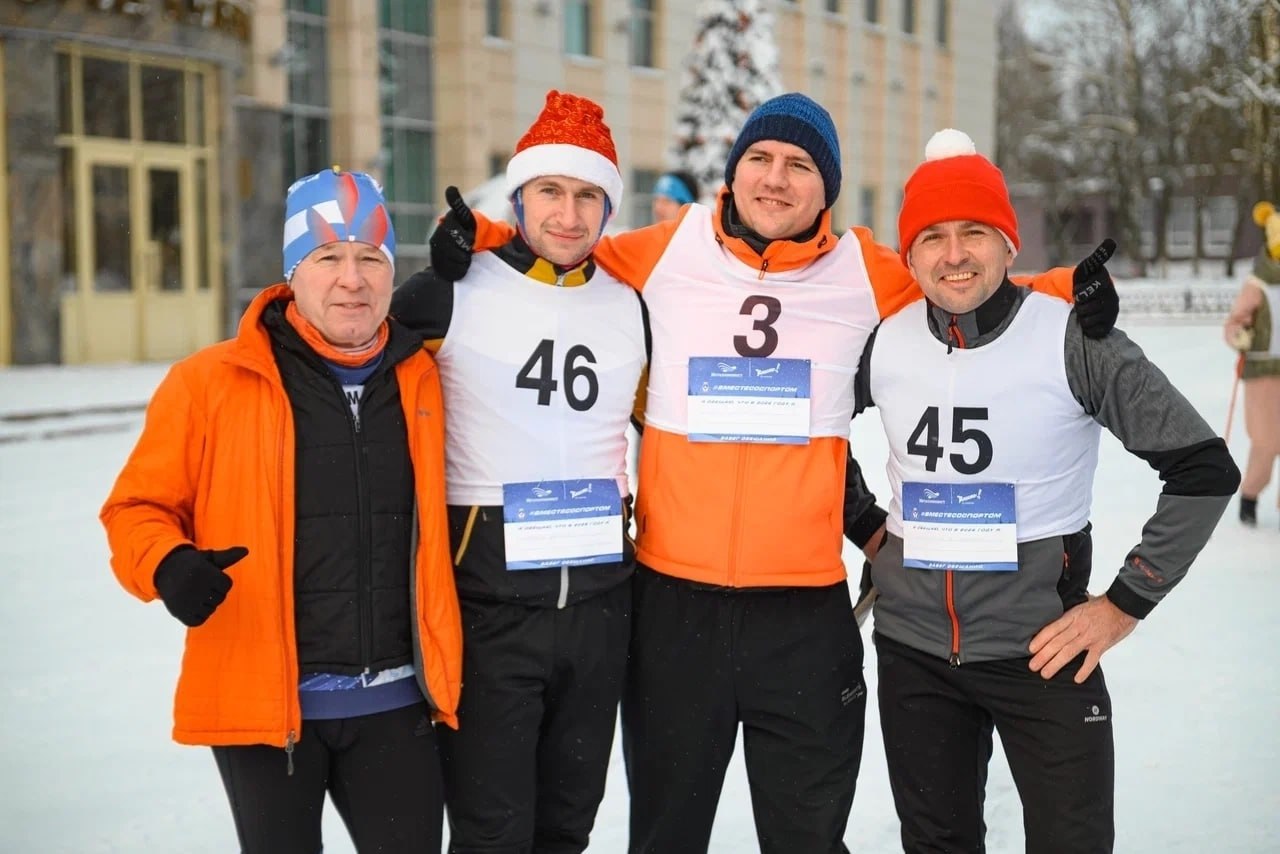 В Железногорске «Декаду спорта» открыли забегом чемпионов мира В Железногорске «Декаду спорта» открыли забегом чемпионов мира