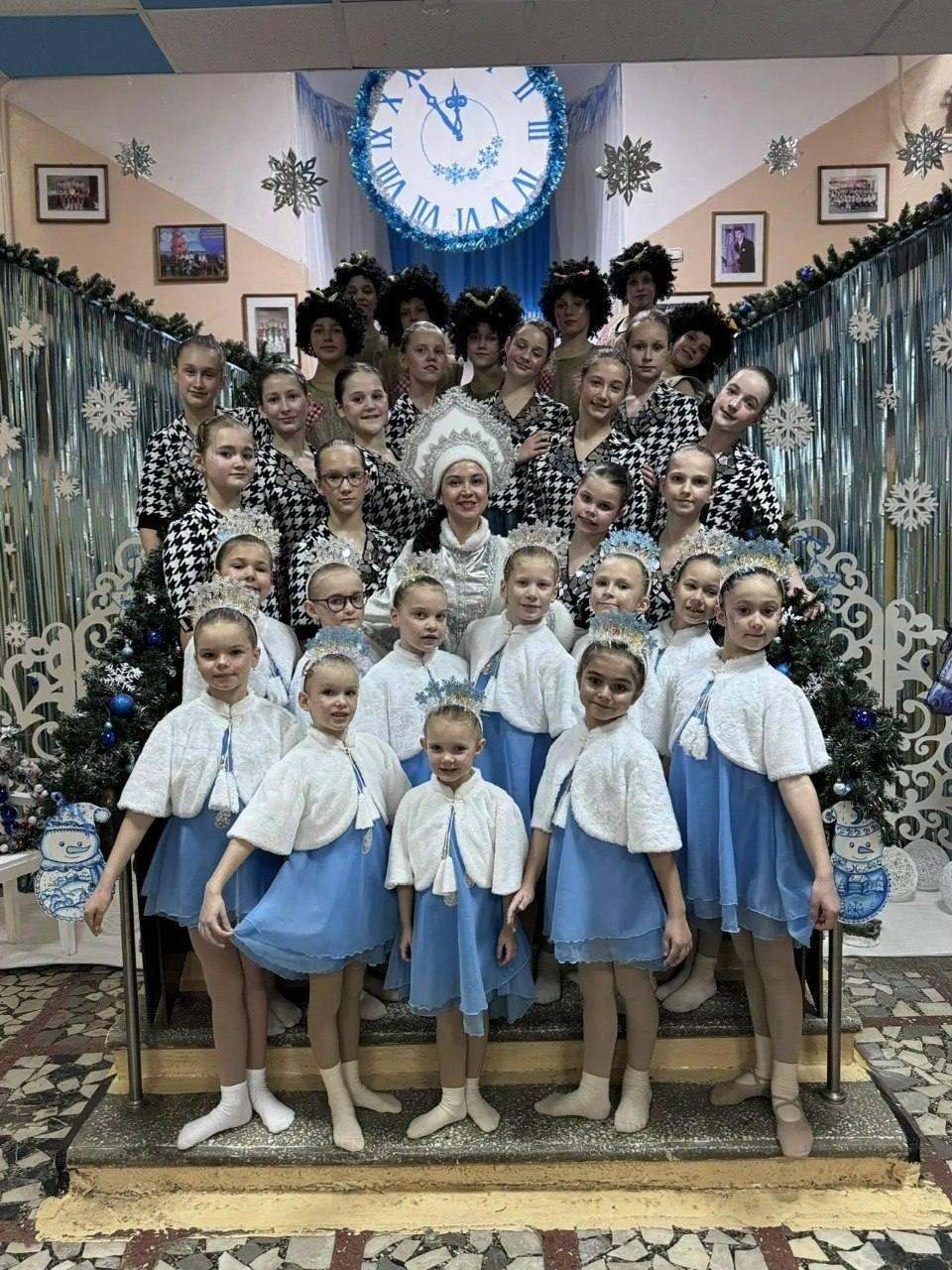Новогодние праздники подарили юным курянам встречу со сказкой в организациях допобразования Курска Новогодние праздники подарили юным курянам встречу со сказкой в организациях допобразования Курска