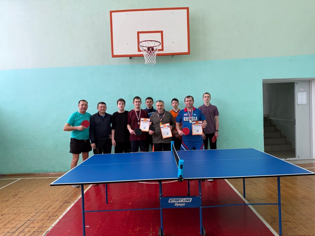 В период новогодних выходных в стенах средней общеобразовательной школы №1 состоялся традиционный Рождественский турнир по настольному теннису