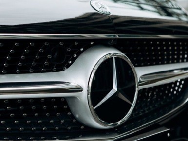 Mercedes-Benz ������������ �� ���������� ����� � ����� �������� ������
