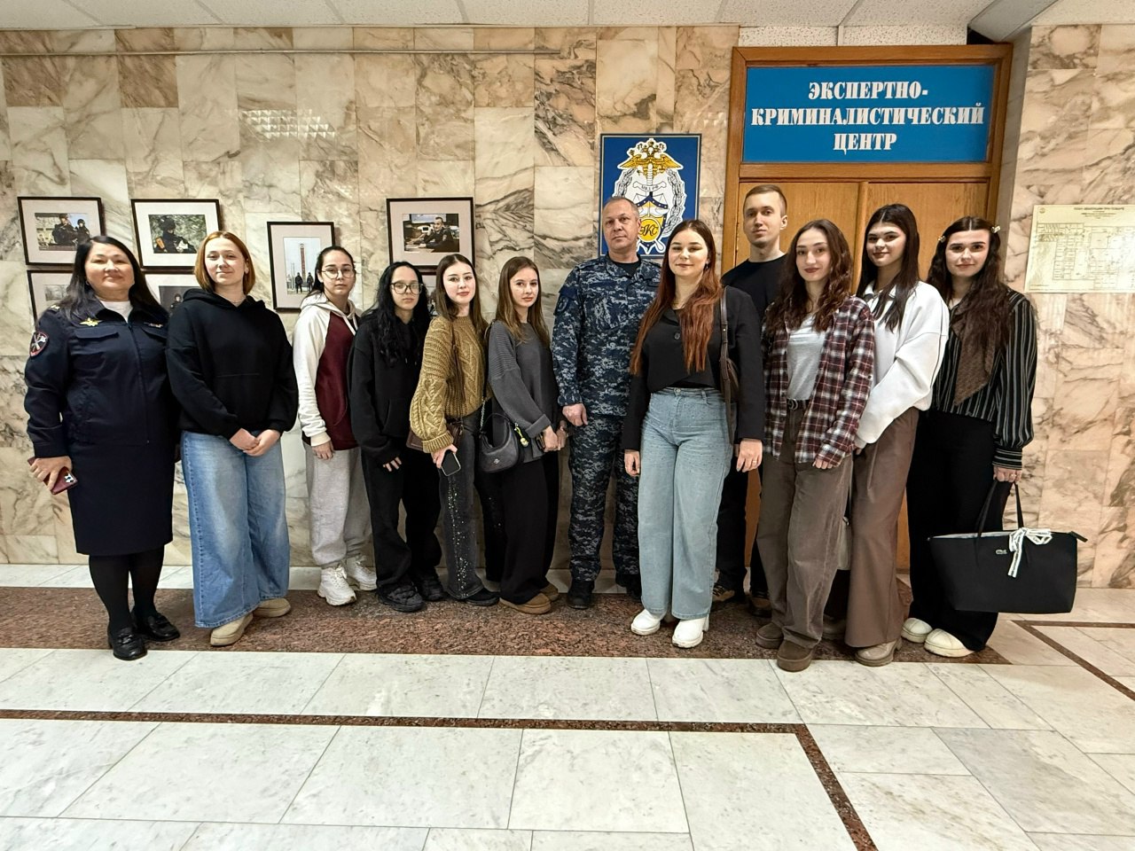 В Курской области Всероссийская акция «Студенческий десант» стартовала с визита в экспертно-криминалистический центр В Курской области Всероссийская акция «Студенческий десант» стартовала с визита в экспертно-криминалистический центр