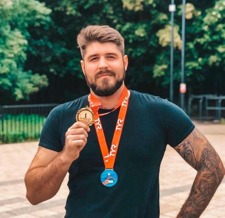 В августе 2025 года во время межконтинентального заплыв через Босфор пропал без вести российский пловец, многократный рекордсмен Курской области Николай Свечников