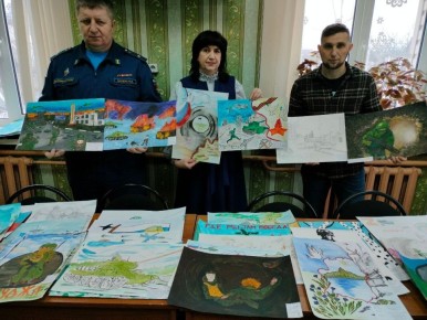 В Доме детского творчества завершился конкурс "Армия глазами детей"