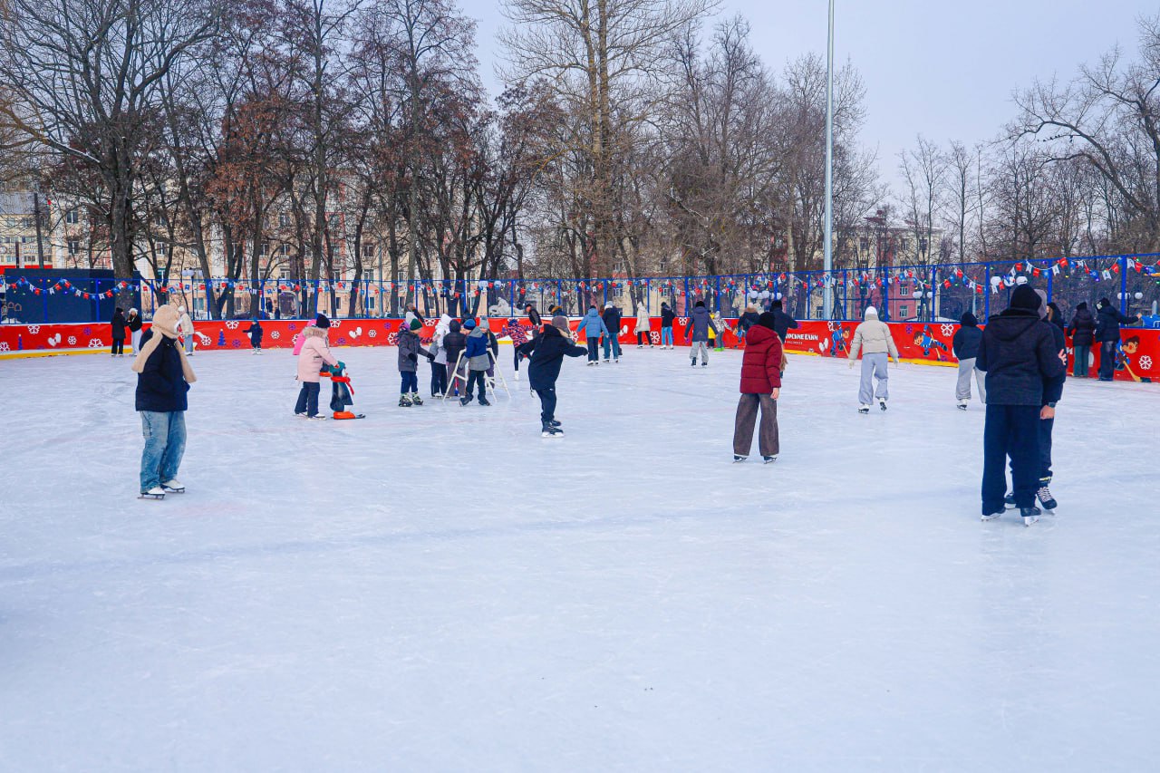 Андрей Телегин: Мальчишки и девчонки из нашего района приняли участие в зимнем фестивале «Губернаторские елки 2026» Андрей Телегин: Мальчишки и девчонки из нашего района приняли участие в зимнем фестивале «Губернаторские елки 2026»