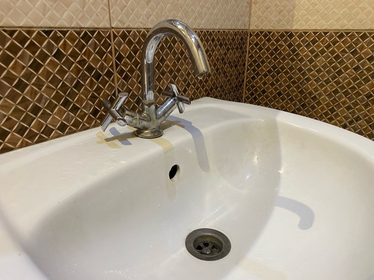 15 домов остались без тепла и горячей воды в Курске